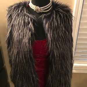 Mossimo blue faux fur vest-size M